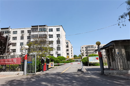 龙馨园2室2厅1卫101㎡带车库
